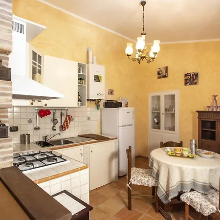 Holiday home Relax Nell' Antico Borgo *